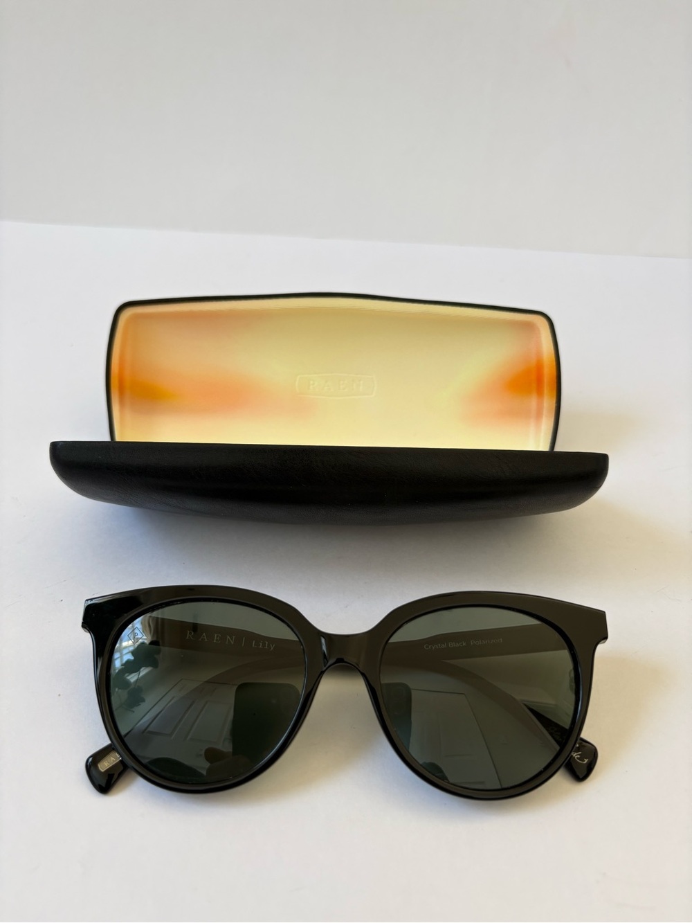 Raen Lily Crystal Black Polarized 54 Sunglasses Cat Eye Handmade Trendy Wide - Picture 2 of 11
